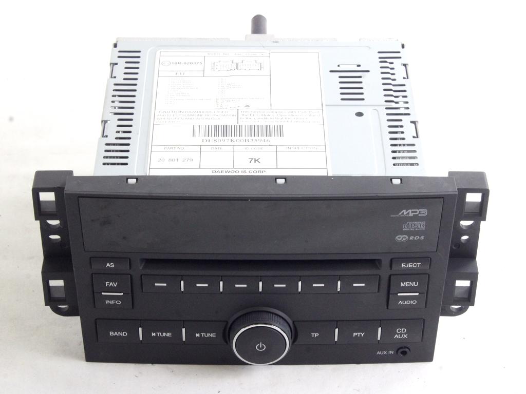 RADIO CD / OJACEVALNIK / IMETNIK HIFI OEM N. 20801279 ORIGINAL REZERVNI DEL CHEVROLET CAPTIVA MK1 C100 (2006 - 2011) DIESEL LETNIK 2009