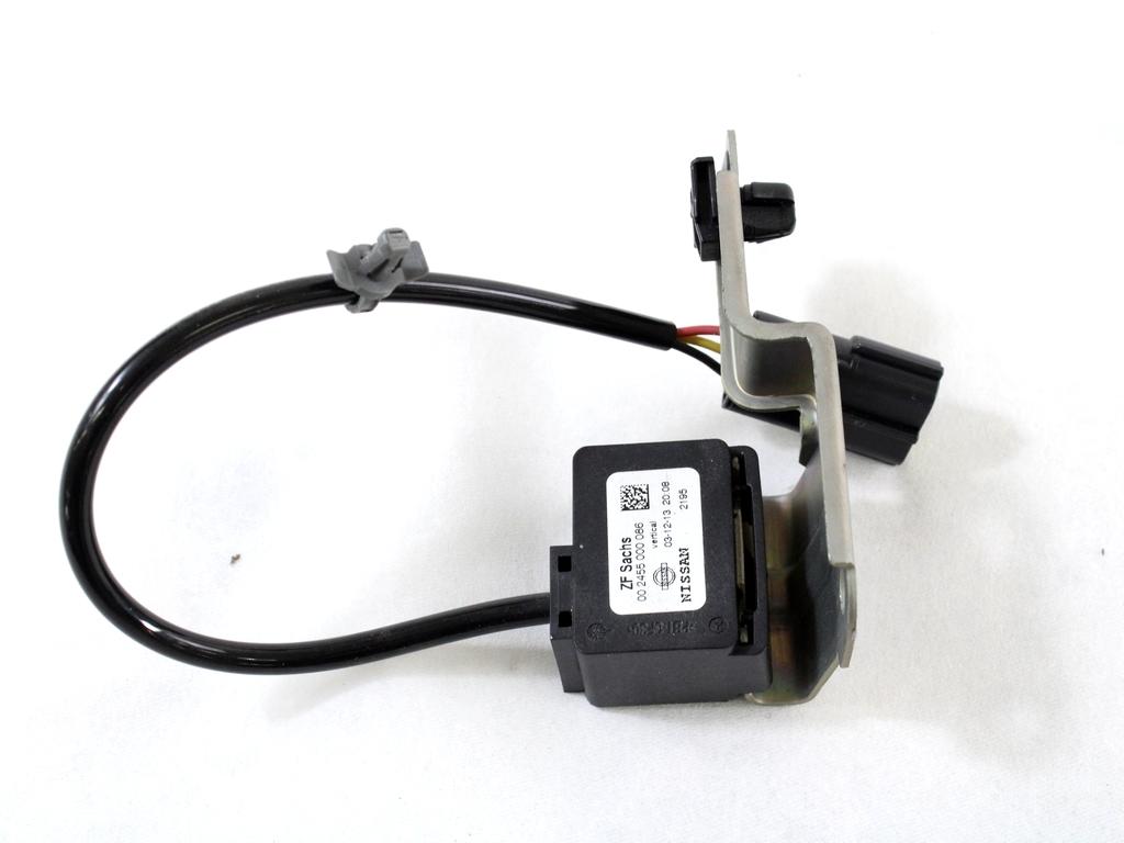 DRUGI SENZORJI OEM N. 98805-1CF4A ORIGINAL REZERVNI DEL INFINITI QX70 S51 (2013-2017)DIESEL LETNIK 2015