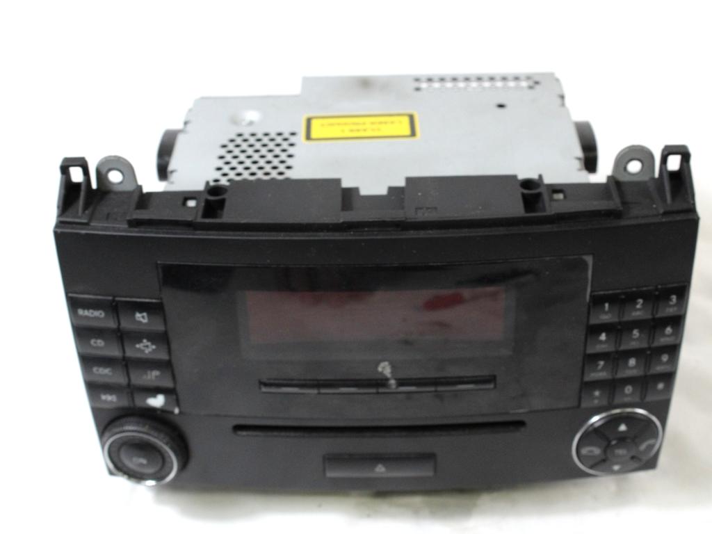 RADIO CD / OJACEVALNIK / IMETNIK HIFI OEM N. A1698700689 ORIGINAL REZERVNI DEL MERCEDES CLASSE B W245 T245 5P (2005 - 2011) DIESEL LETNIK 2008