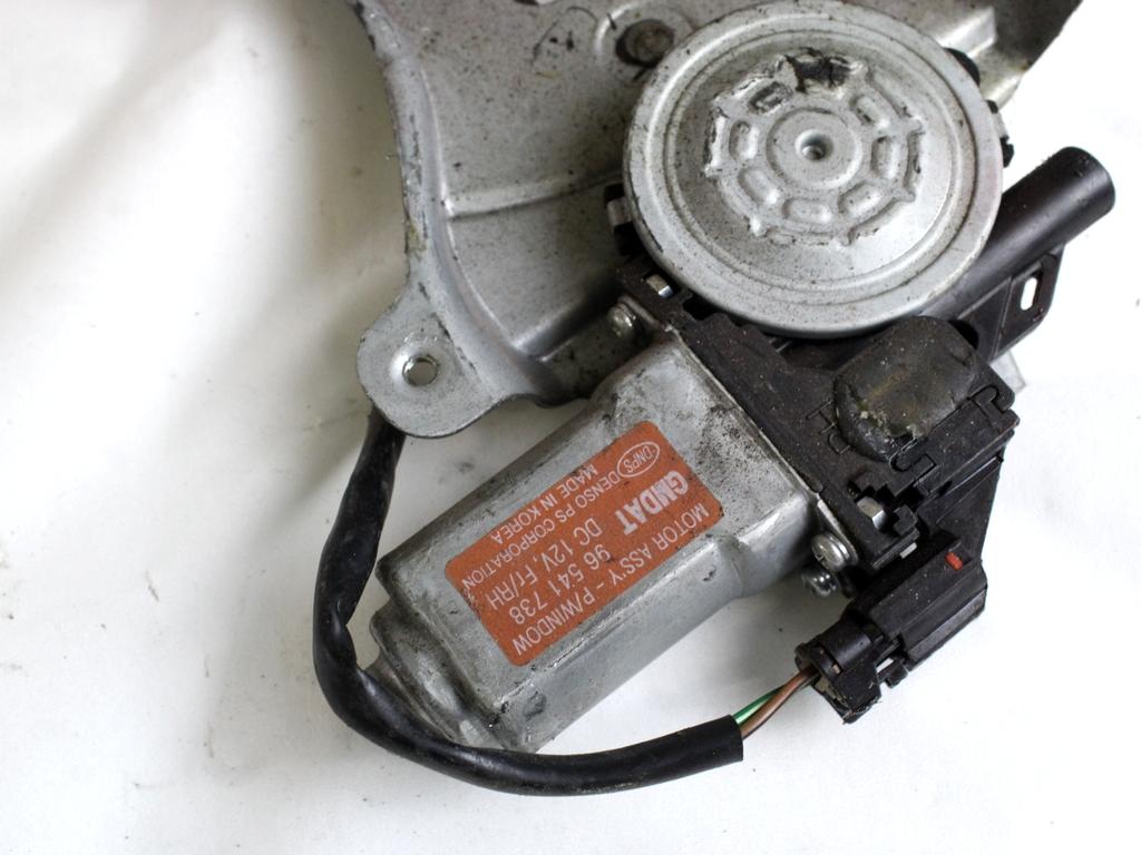 MEHANIZEM DVIGA SPREDNJIH STEKEL  OEM N. 17235 SISTEMA ALZACRISTALLO PORTA ANTERIORE ELETTR ORIGINAL REZERVNI DEL DAEWOO KALOS (2002 - 2004)BENZINA LETNIK 2004