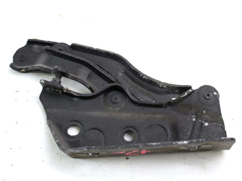 PANTI POKROVA MOTORJA OEM N. A1698800428 ORIGINAL REZERVNI DEL MERCEDES CLASSE B W245 T245 5P (2005 - 2011) DIESEL LETNIK 2008