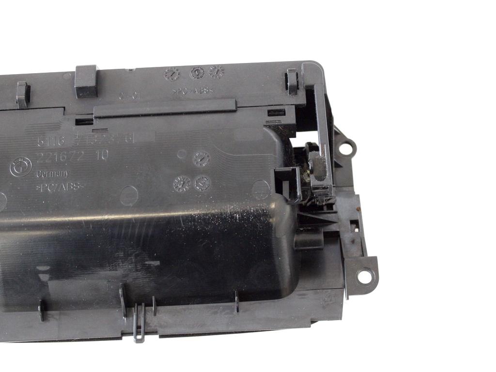 PREDAL ZA DOKUMENTE OEM N. 51167132376 ORIGINAL REZERVNI DEL BMW SERIE 3 BER/SW/COUPE/CABRIO E90/E91/E92/E93 (2005 -2009) DIESEL LETNIK 2007