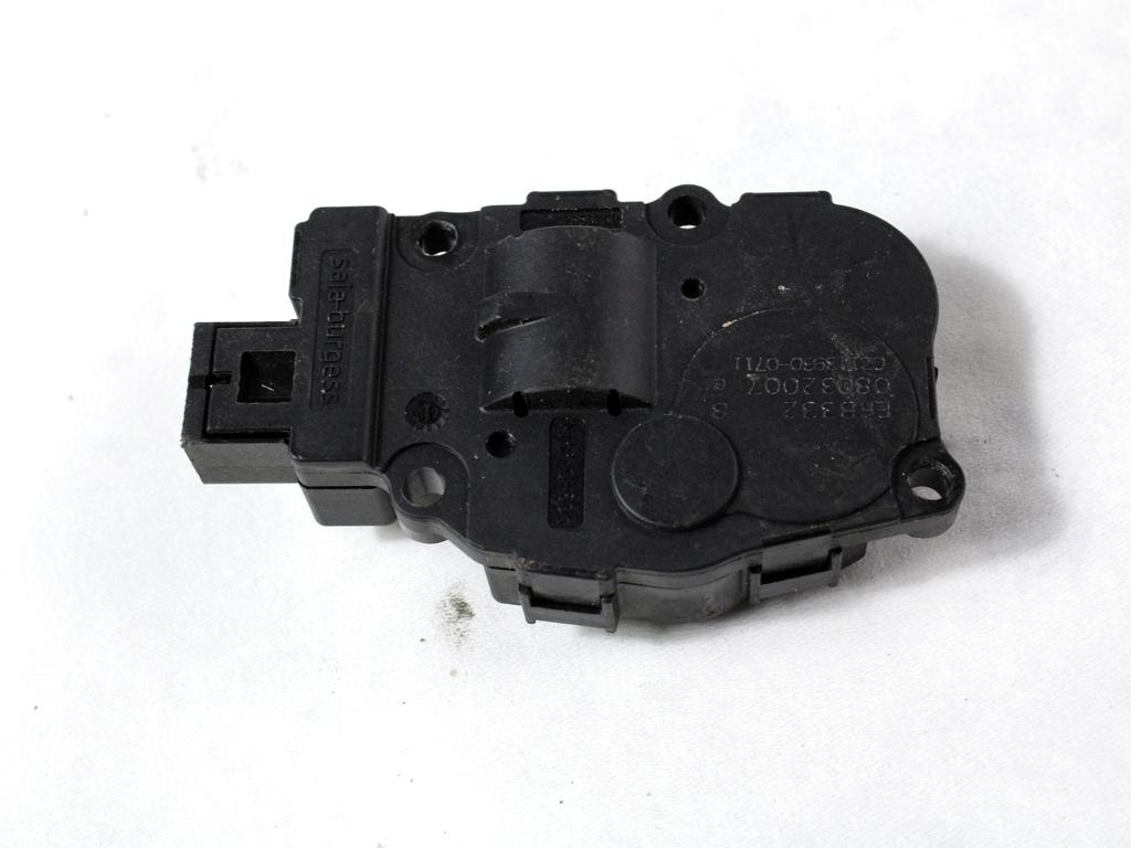 MOTORCEK OGREVANJA OEM N. CZ113930-0711 ORIGINAL REZERVNI DEL BMW SERIE 3 BER/SW/COUPE/CABRIO E90/E91/E92/E93 (2005 -2009) DIESEL LETNIK 2007