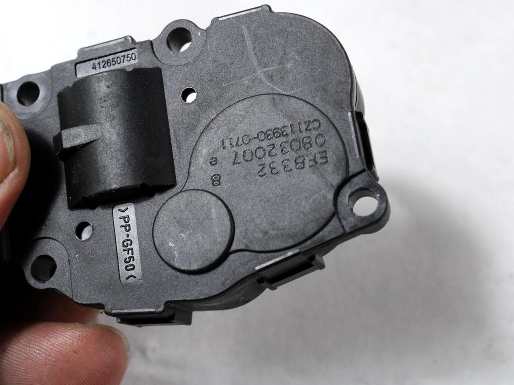 MOTORCEK OGREVANJA OEM N. CZ113930-0711 ORIGINAL REZERVNI DEL BMW SERIE 3 BER/SW/COUPE/CABRIO E90/E91/E92/E93 (2005 -2009) DIESEL LETNIK 2007