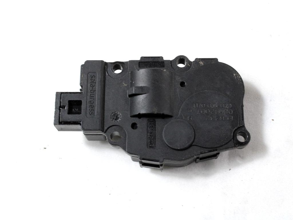 MOTORCEK OGREVANJA OEM N. CZ113930-0711 ORIGINAL REZERVNI DEL BMW SERIE 3 BER/SW/COUPE/CABRIO E90/E91/E92/E93 (2005 -2009) DIESEL LETNIK 2007