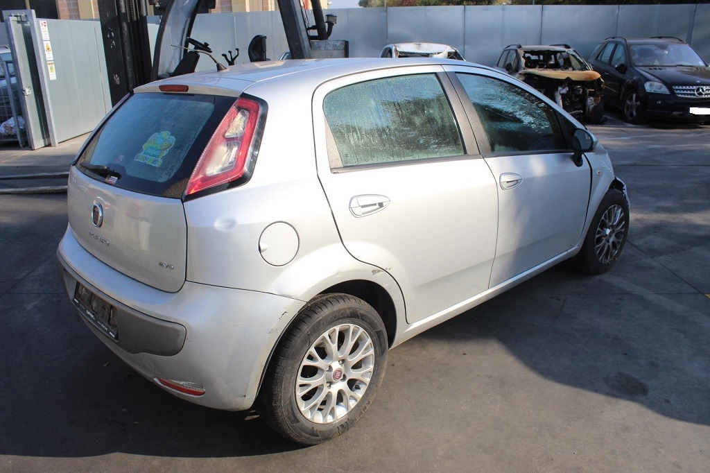 FIAT PUNTO EVO 1.2 B 51KW 5M 5P (2011) RICAMBI IN MAGAZZINO