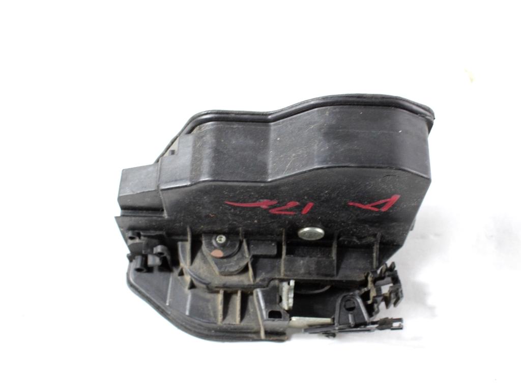 CENTRALNI ZAKLEP SPREDNJIH VRAT  OEM N. 7202146 ORIGINAL REZERVNI DEL BMW SERIE 3 BER/SW/COUPE/CABRIO E90/E91/E92/E93 (2005 -2009) DIESEL LETNIK 2007