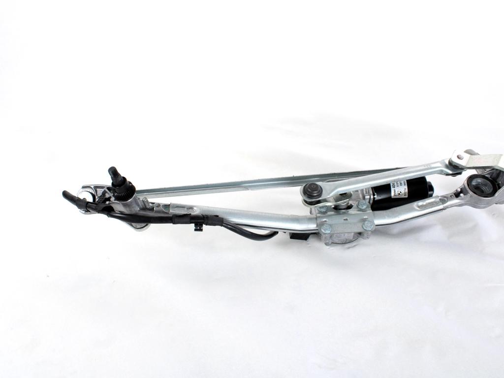 MOTORCEK PREDNJIH BRISALCEV OEM N. 6978263 ORIGINAL REZERVNI DEL BMW SERIE 3 BER/SW/COUPE/CABRIO E90/E91/E92/E93 (2005 -2009) DIESEL LETNIK 2007