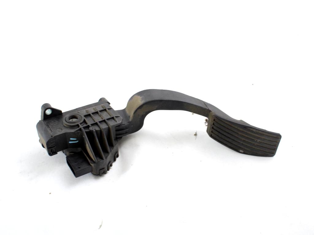 PEDALI OEM N. 55702020 ORIGINAL REZERVNI DEL FIAT PUNTO EVO 199 (2009 - 2012)  DIESEL LETNIK 2009