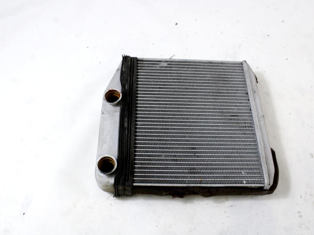 GRELEC RADIATORJA OEM N. 77365032 ORIGINAL REZERVNI DEL FIAT PUNTO EVO 199 (2009 - 2012)  DIESEL LETNIK 2009