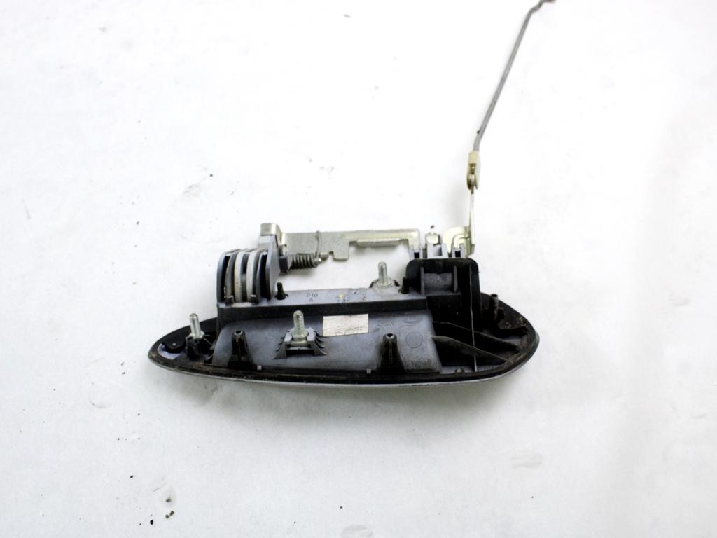 ZUNANJA KLJUKA SPREDNJA DESNA VRATA OEM N. 735499036 ORIGINAL REZERVNI DEL FIAT PUNTO EVO 199 (2009 - 2012)  DIESEL LETNIK 2009