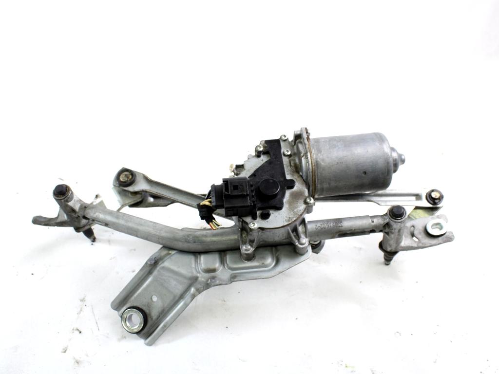 MOTORCEK PREDNJIH BRISALCEV OEM N. 51701421 ORIGINAL REZERVNI DEL FIAT PUNTO EVO 199 (2009 - 2012)  DIESEL LETNIK 2009