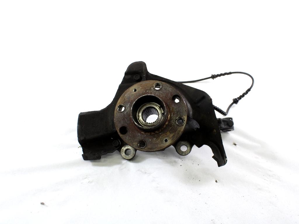 VRTLJIVI LEZAJ DESNO / PESTO KOLESA Z LEZAJEM SPREDAJ OEM N. 51776377 ORIGINAL REZERVNI DEL FIAT PUNTO EVO 199 (2009 - 2012)  DIESEL LETNIK 2009