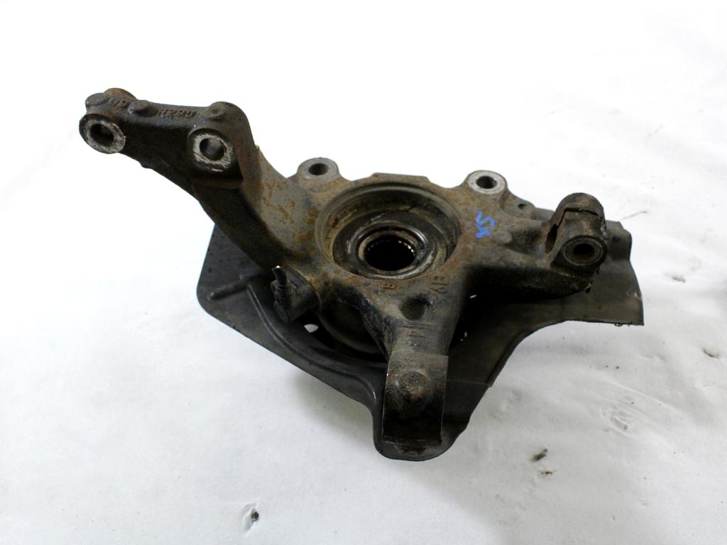 LEVI VRTLJIVI LEZAJ / PESTO KOLESA Z LEZAJEM SPREDAJ OEM N. 51776380 ORIGINAL REZERVNI DEL FIAT PUNTO EVO 199 (2009 - 2012)  DIESEL LETNIK 2009