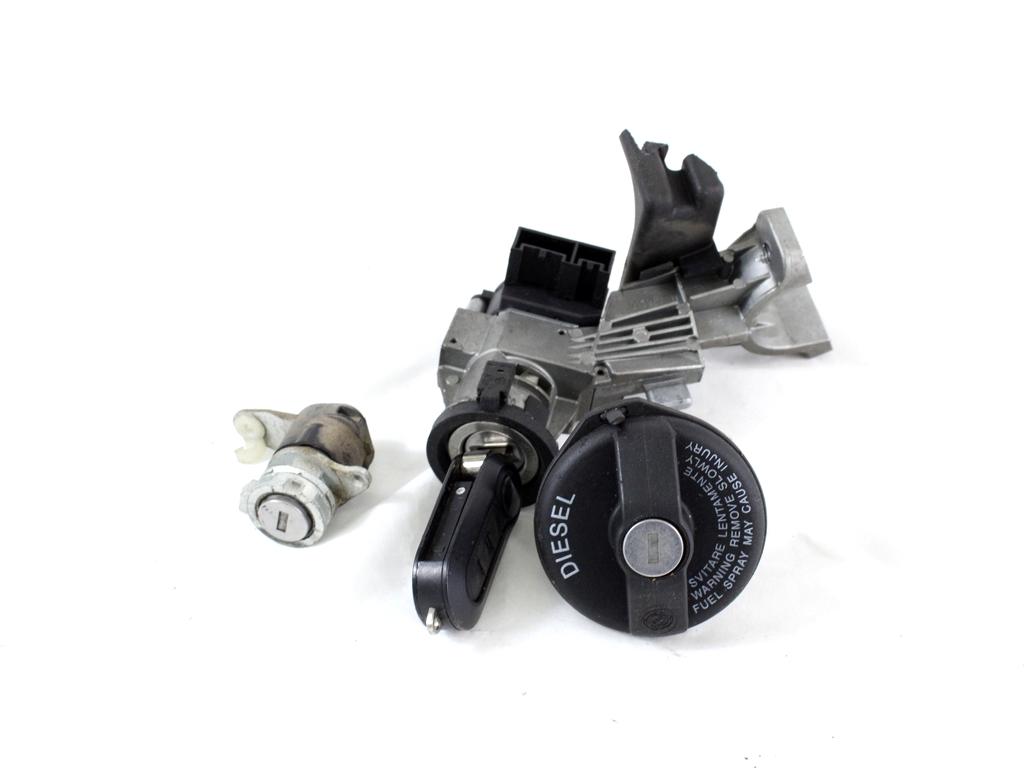 KOMPLET ODKLEPANJE IN VZIG  OEM N. 32824 KIT ACCENSIONE AVVIAMENTO ORIGINAL REZERVNI DEL FIAT PUNTO EVO 199 (2009 - 2012)  DIESEL LETNIK 2009