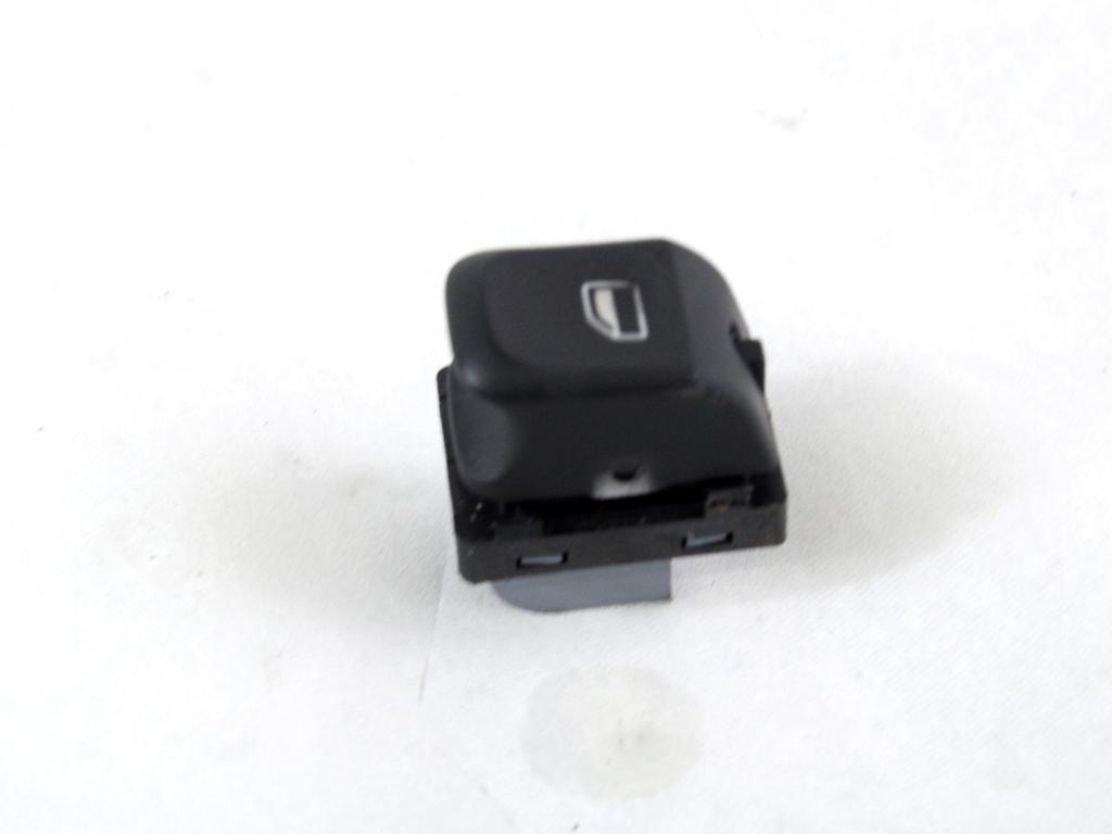 ZADNJE STIKALO OEM N. 4G0959855 ORIGINAL REZERVNI DEL AUDI Q3 8U (2011 - 2014)DIESEL LETNIK 2014