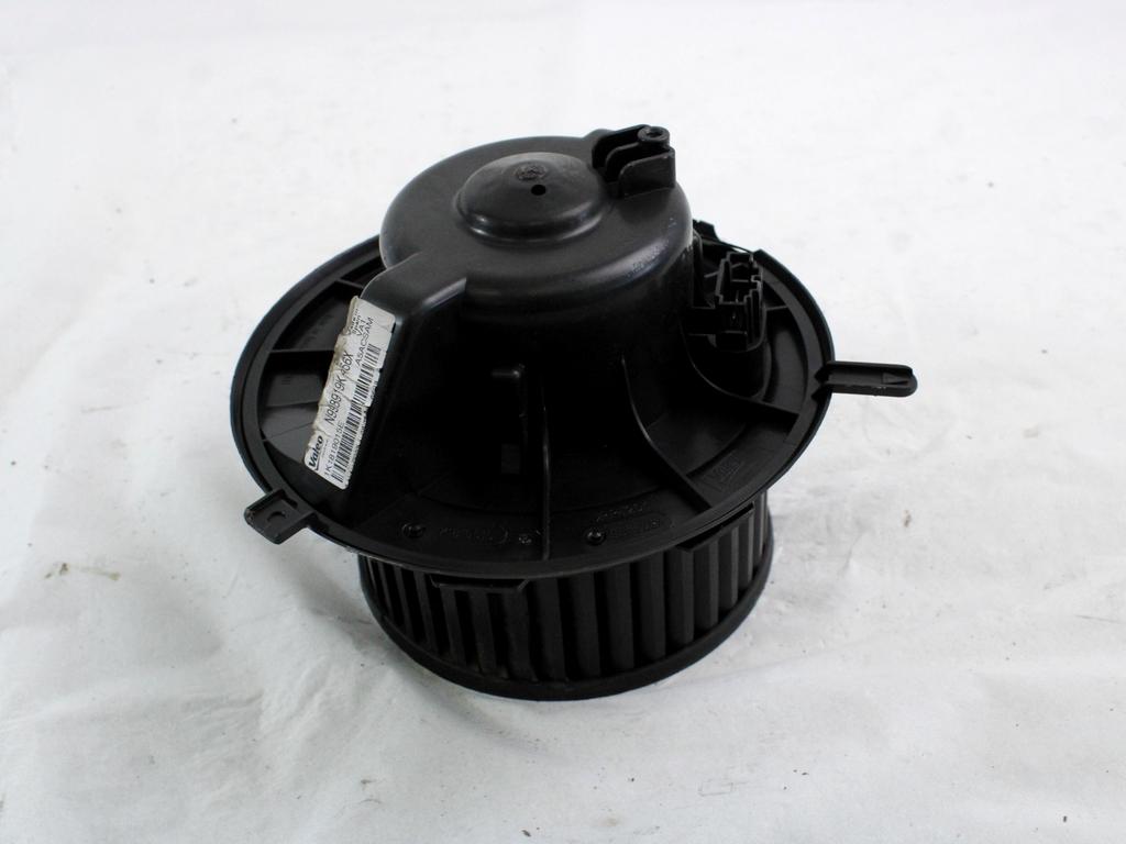 VENTILATOR  KABINE  OEM N. 1K1819015E ORIGINAL REZERVNI DEL AUDI Q3 8U (2011 - 2014)DIESEL LETNIK 2014