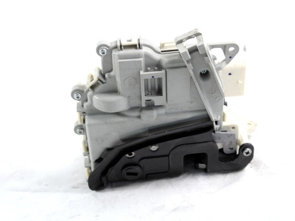 CENTRALNA KLJUCAVNICA ZADJIH LEVIH VRAT OEM N. 8K0839015E ORIGINAL REZERVNI DEL AUDI Q3 8U (2011 - 2014)DIESEL LETNIK 2014