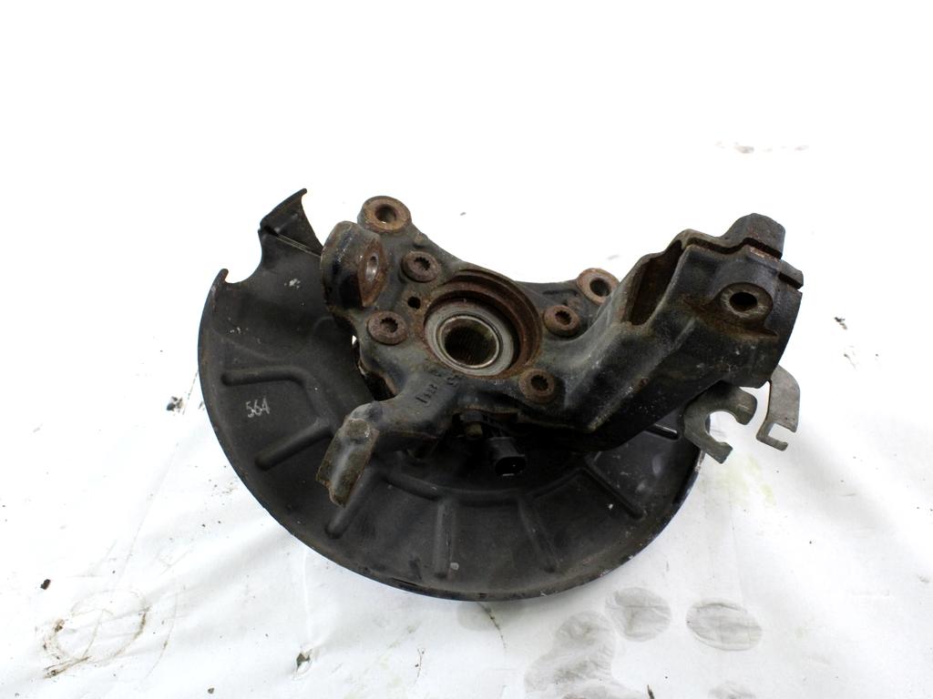 VRTLJIVI LEZAJ DESNO / PESTO KOLESA Z LEZAJEM SPREDAJ OEM N. 1K0407256AA ORIGINAL REZERVNI DEL AUDI Q3 8U (2011 - 2014)DIESEL LETNIK 2014