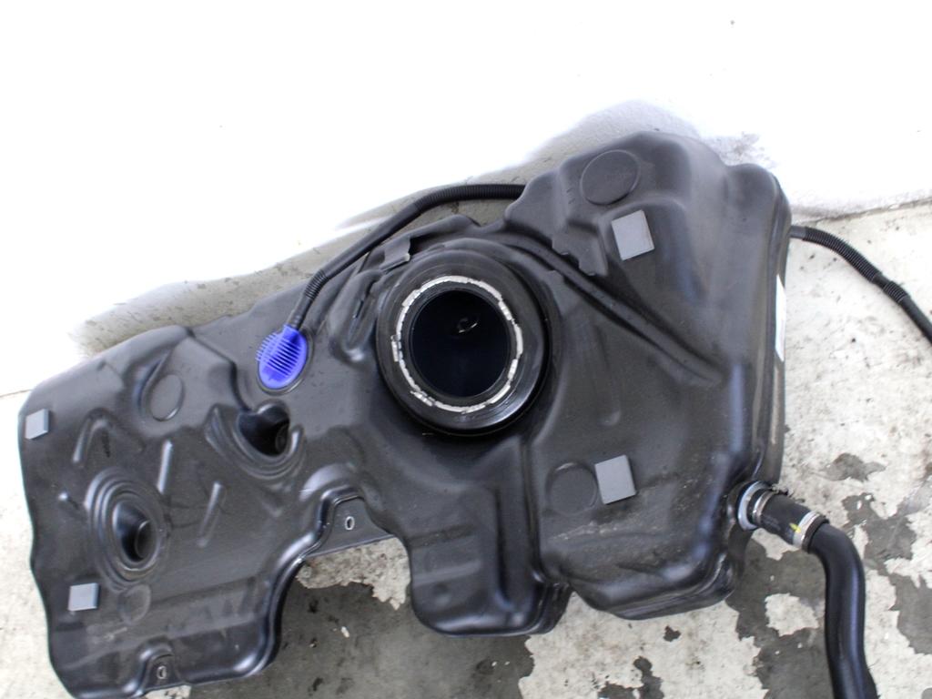 REZERVOAR ZA GORIVO OEM N. 7465134 ORIGINAL REZERVNI DEL BMW SERIE 1 BERLINA F40 (DAL 2019)DIESEL LETNIK 2022