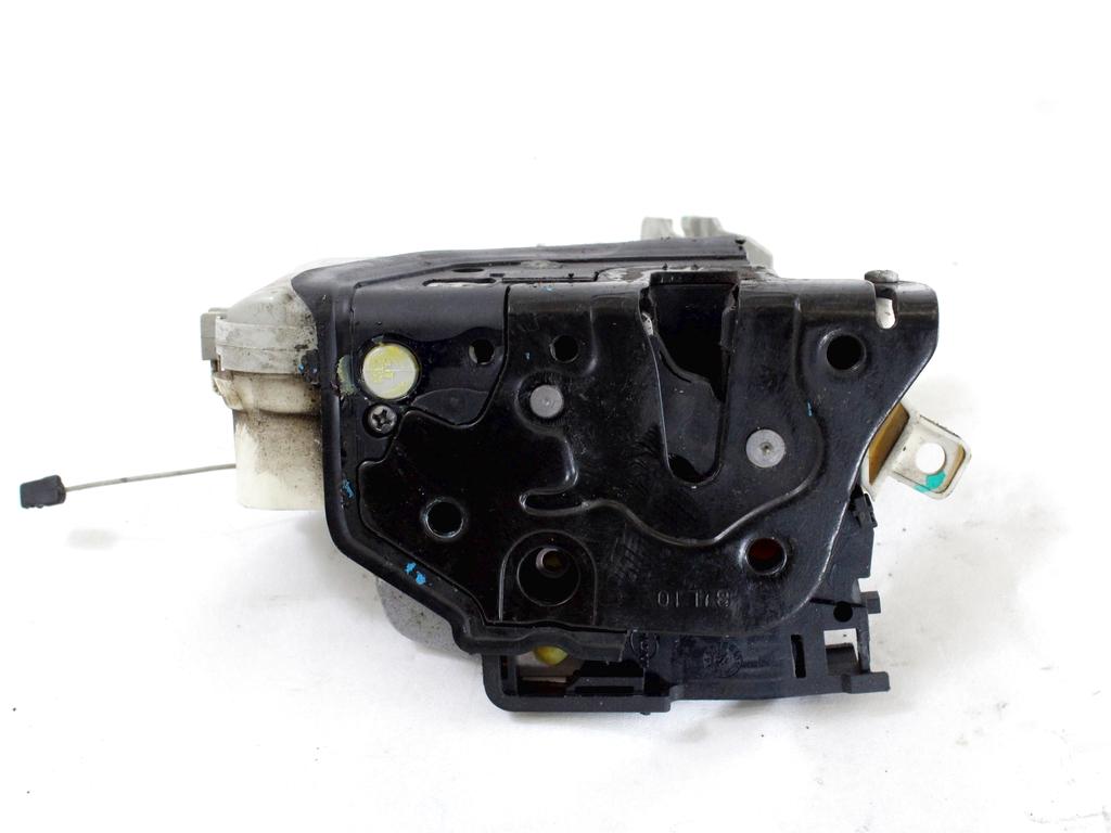 CENTRALNO ZAKLEPANJE PREDNIH LEVIH VRAT OEM N. 1P1837015B ORIGINAL REZERVNI DEL SEAT LEON 1P1 MK2 (2005 - 2012) DIESEL LETNIK 2011