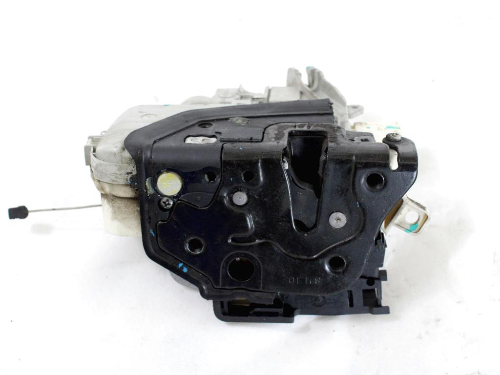 CENTRALNO ZAKLEPANJE PREDNIH LEVIH VRAT OEM N. 1P1837015B ORIGINAL REZERVNI DEL SEAT LEON 1P1 MK2 (2005 - 2012) DIESEL LETNIK 2011