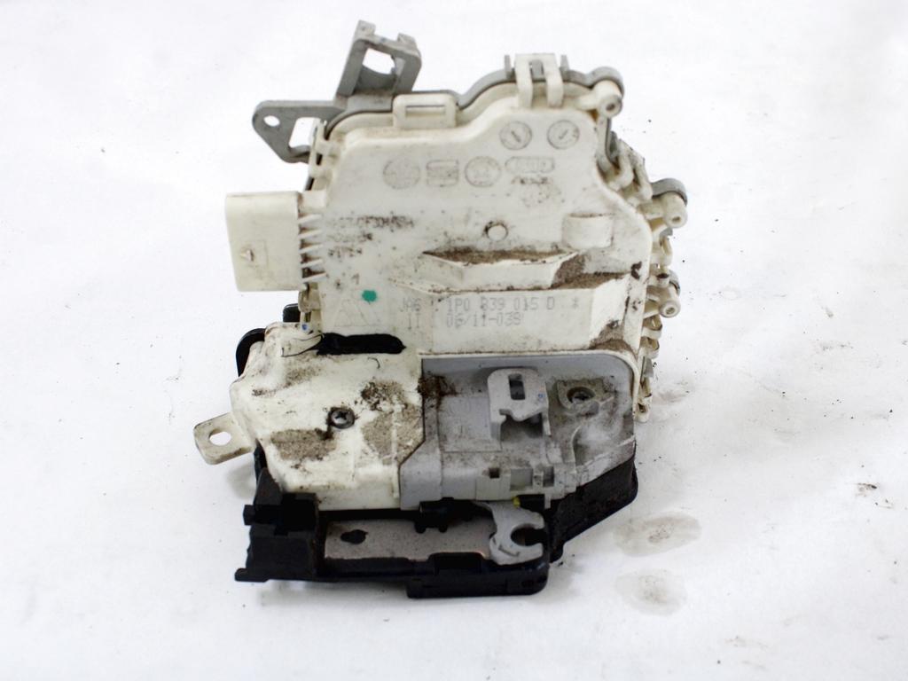 CENTRALNA KLJUCAVNICA ZADJIH LEVIH VRAT OEM N. 1P0839015D ORIGINAL REZERVNI DEL SEAT LEON 1P1 MK2 (2005 - 2012) DIESEL LETNIK 2011