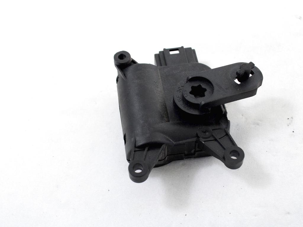 MOTORCEK OGREVANJA OEM N. 1K0907511B ORIGINAL REZERVNI DEL SEAT LEON 1P1 MK2 (2005 - 2012) DIESEL LETNIK 2011