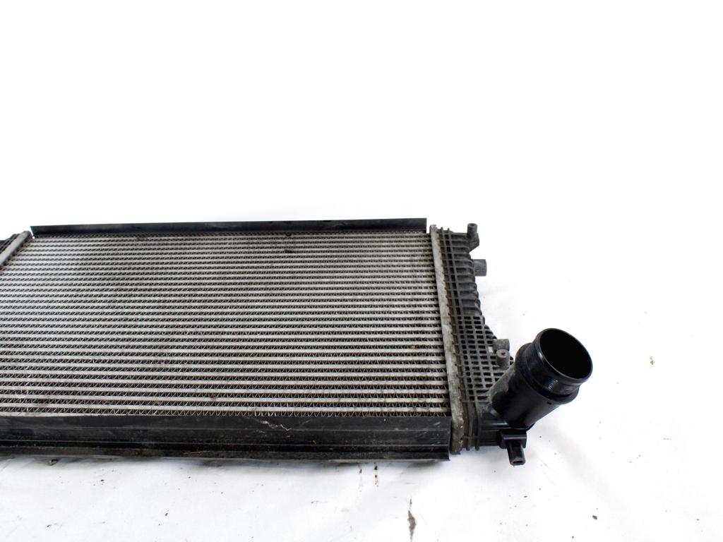 HLADILNIK INTERCOOLER OEM N. 1K0145803AF ORIGINAL REZERVNI DEL SEAT LEON 1P1 MK2 (2005 - 2012) DIESEL LETNIK 2011