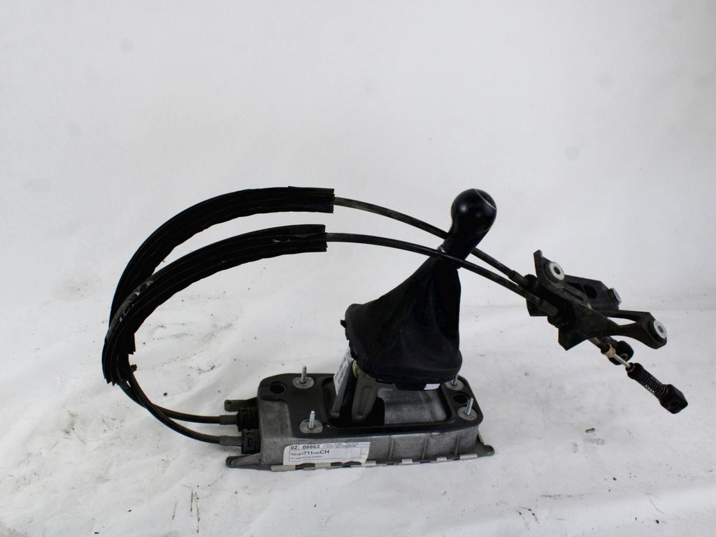 MEHANIZEM VZVODA ROCNEGA MENJALNIKA OEM N. 1K0711049CH ORIGINAL REZERVNI DEL SEAT LEON 1P1 MK2 (2005 - 2012) DIESEL LETNIK 2011