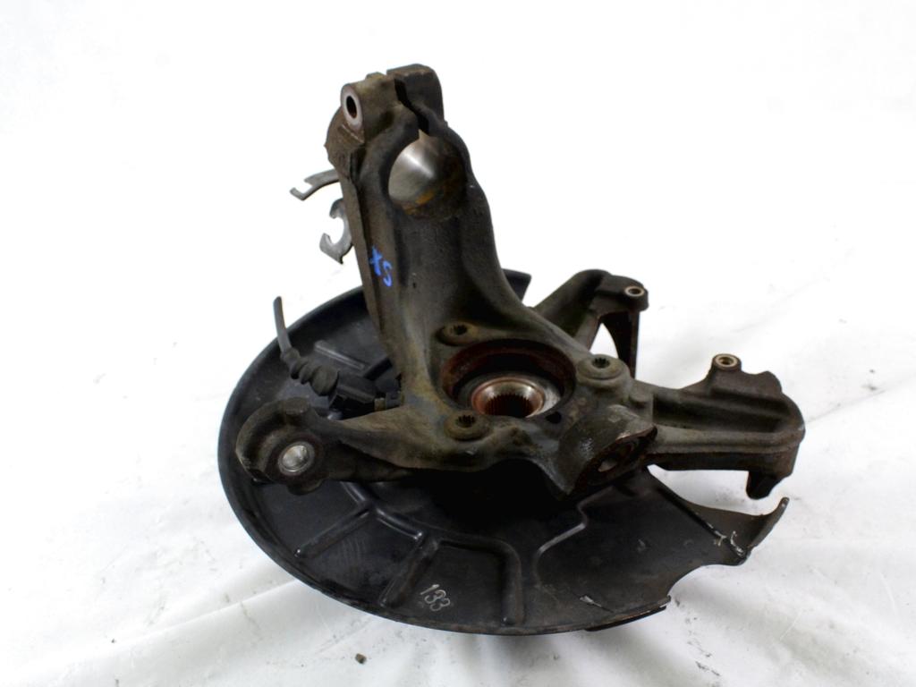 LEVI VRTLJIVI LEZAJ / PESTO KOLESA Z LEZAJEM SPREDAJ OEM N. 1K0407255T ORIGINAL REZERVNI DEL SEAT LEON 1P1 MK2 (2005 - 2012) DIESEL LETNIK 2011