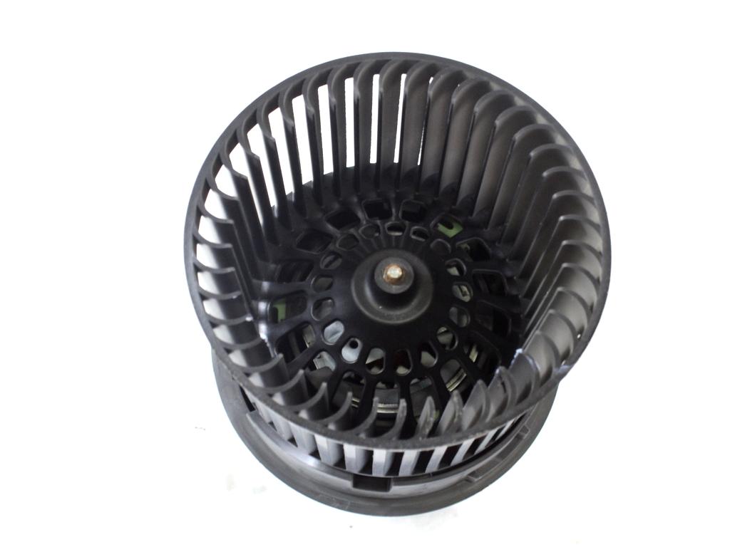 VENTILATOR  KABINE  OEM N. 1608182080 ORIGINAL REZERVNI DEL CITROEN C3 SX SY MK3 (DAL 2016) BENZINA LETNIK 2019