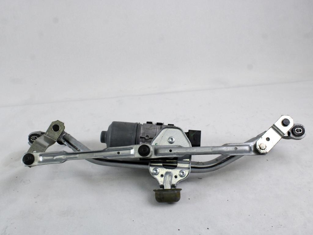 MOTORCEK PREDNJIH BRISALCEV OEM N. 9815497780 ORIGINAL REZERVNI DEL CITROEN C3 SX SY MK3 (DAL 2016) BENZINA LETNIK 2019