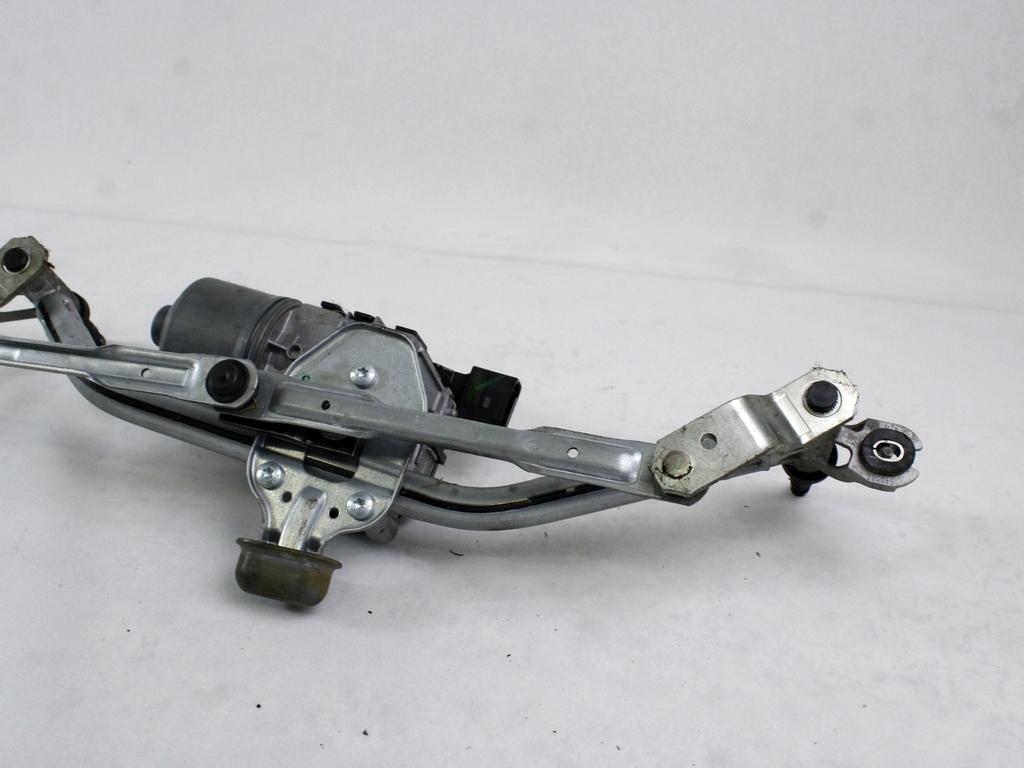 MOTORCEK PREDNJIH BRISALCEV OEM N. 9815497780 ORIGINAL REZERVNI DEL CITROEN C3 SX SY MK3 (DAL 2016) BENZINA LETNIK 2019