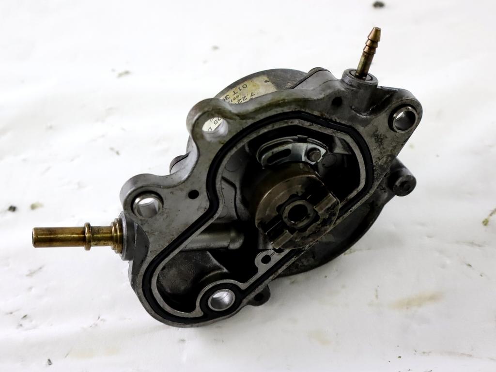 VAKUUM CRPALKA OEM N. 72241505D ORIGINAL REZERVNI DEL SAAB 9-5 YS3E BER/SW (2001 - 2007) DIESEL LETNIK 2002