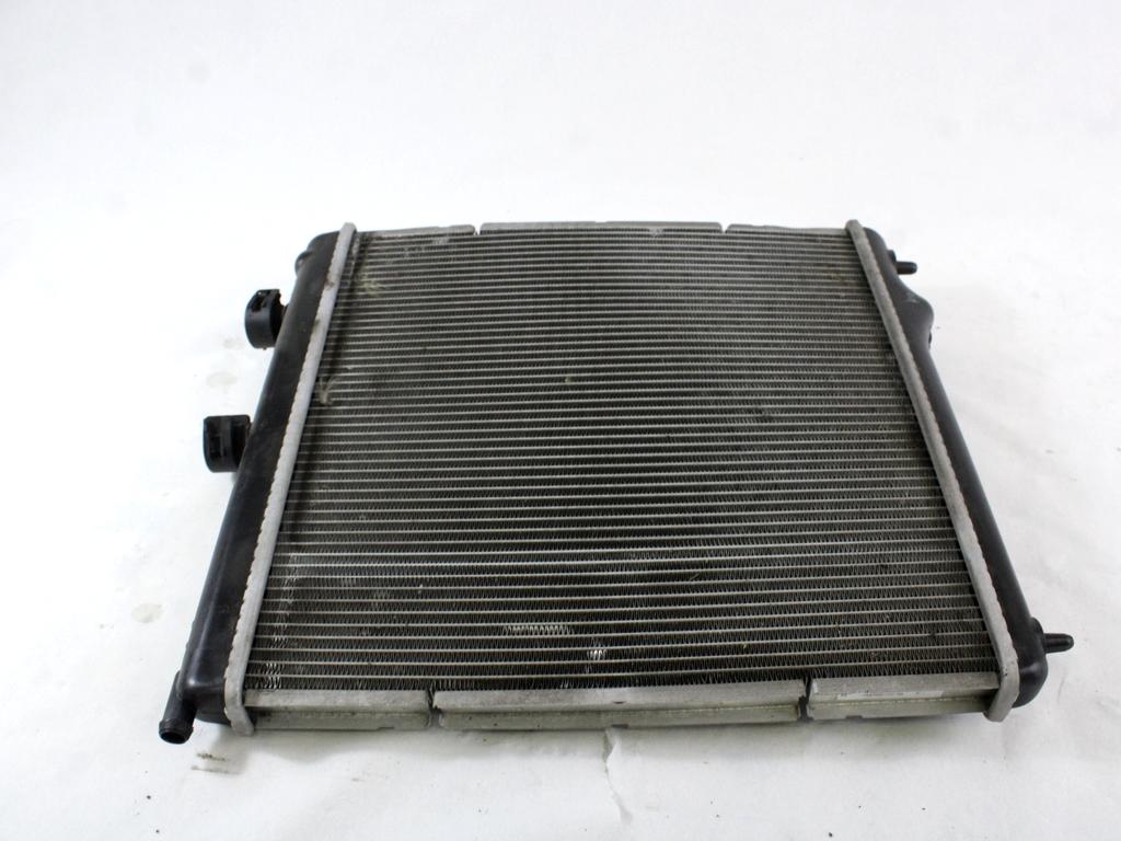 RADIATOR VODE OEM N. 9684522780 ORIGINAL REZERVNI DEL CITROEN C3 SX SY MK3 (DAL 2016) BENZINA LETNIK 2019