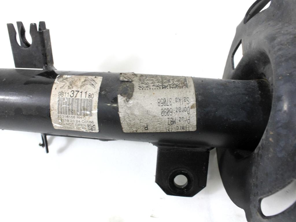 SPREDNJI AMORTIZERJI OEM N. 131412 COPPIA AMMORTIZZATORE ANTERIORE DESTRO SINI ORIGINAL REZERVNI DEL CITROEN C3 SX SY MK3 (DAL 2016) BENZINA LETNIK 2019