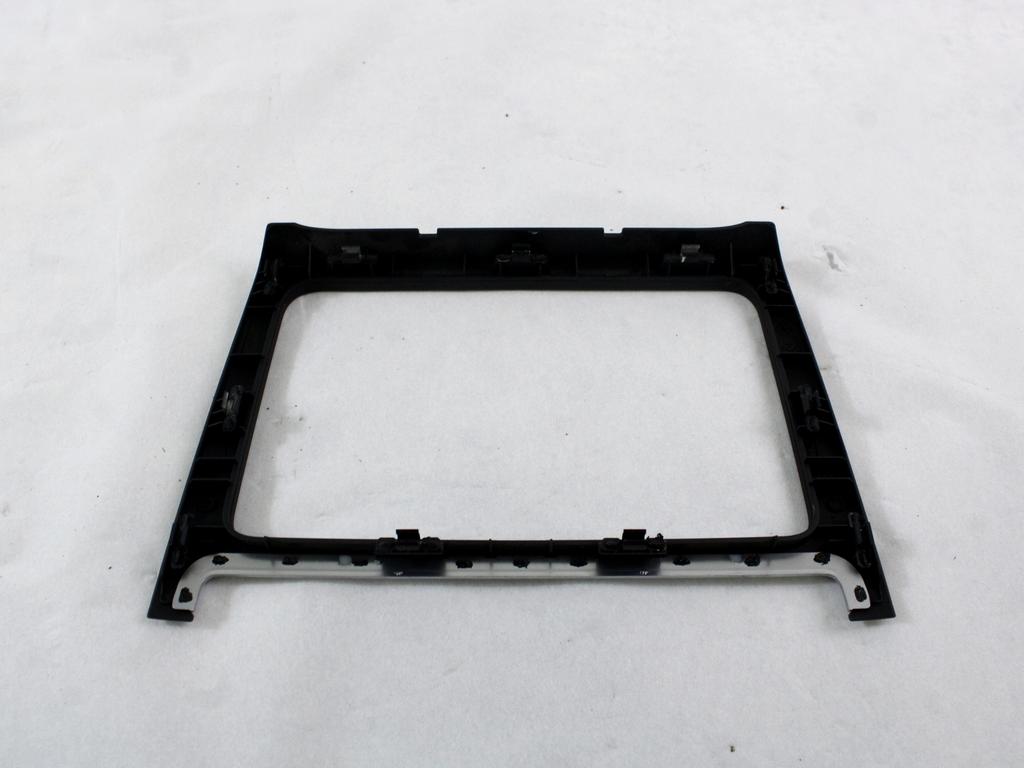 ARMATURNA PLO?CA OEM N. 6R0858069E ORIGINAL REZERVNI DEL VOLKSWAGEN POLO 6R1 6C1 (06/2009 - 02/2014) DIESEL LETNIK 2012