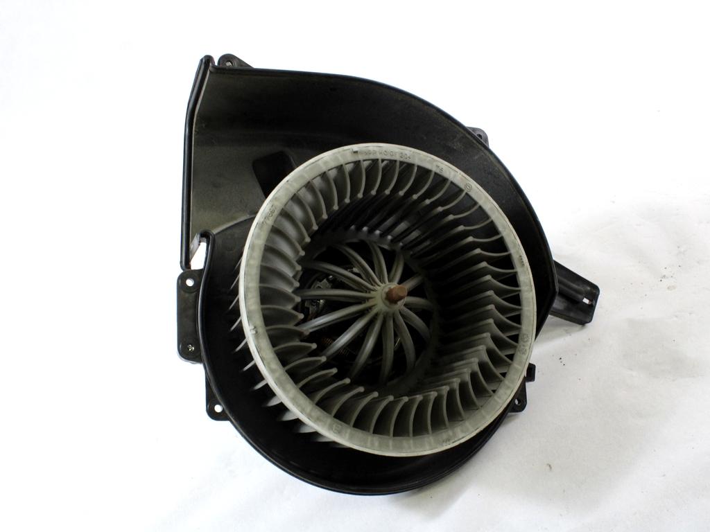 VENTILATOR  KABINE  OEM N. 6Q1819015J ORIGINAL REZERVNI DEL VOLKSWAGEN POLO 6R1 6C1 (06/2009 - 02/2014) DIESEL LETNIK 2012