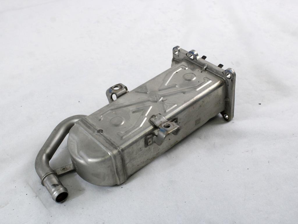 EGR VENTIL/IZMENJALNIK OEM N. 03P131512E ORIGINAL REZERVNI DEL VOLKSWAGEN POLO 6R1 6C1 (06/2009 - 02/2014) DIESEL LETNIK 2012