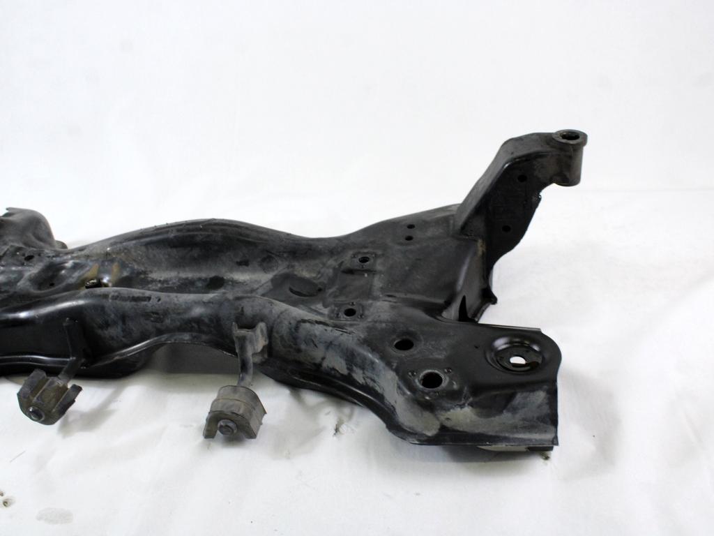 SPREDNJA OS/NOSILEC MOTORJA OEM N. 6C0199315A ORIGINAL REZERVNI DEL VOLKSWAGEN POLO 6R1 6C1 (06/2009 - 02/2014) DIESEL LETNIK 2012