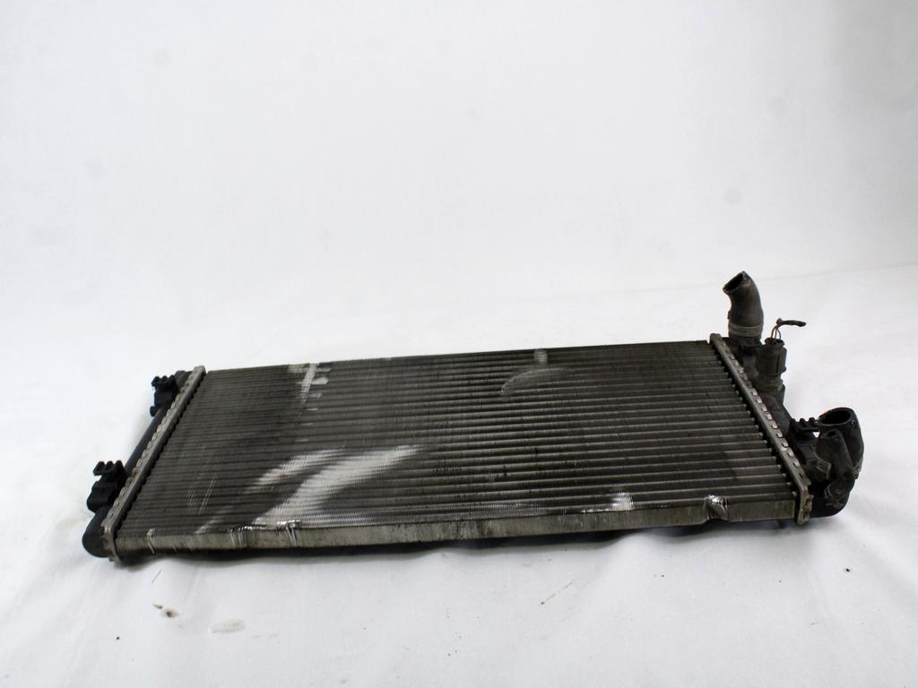 RADIATOR VODE OEM N. 6R0121253O ORIGINAL REZERVNI DEL VOLKSWAGEN POLO 6R1 6C1 (06/2009 - 02/2014) DIESEL LETNIK 2012