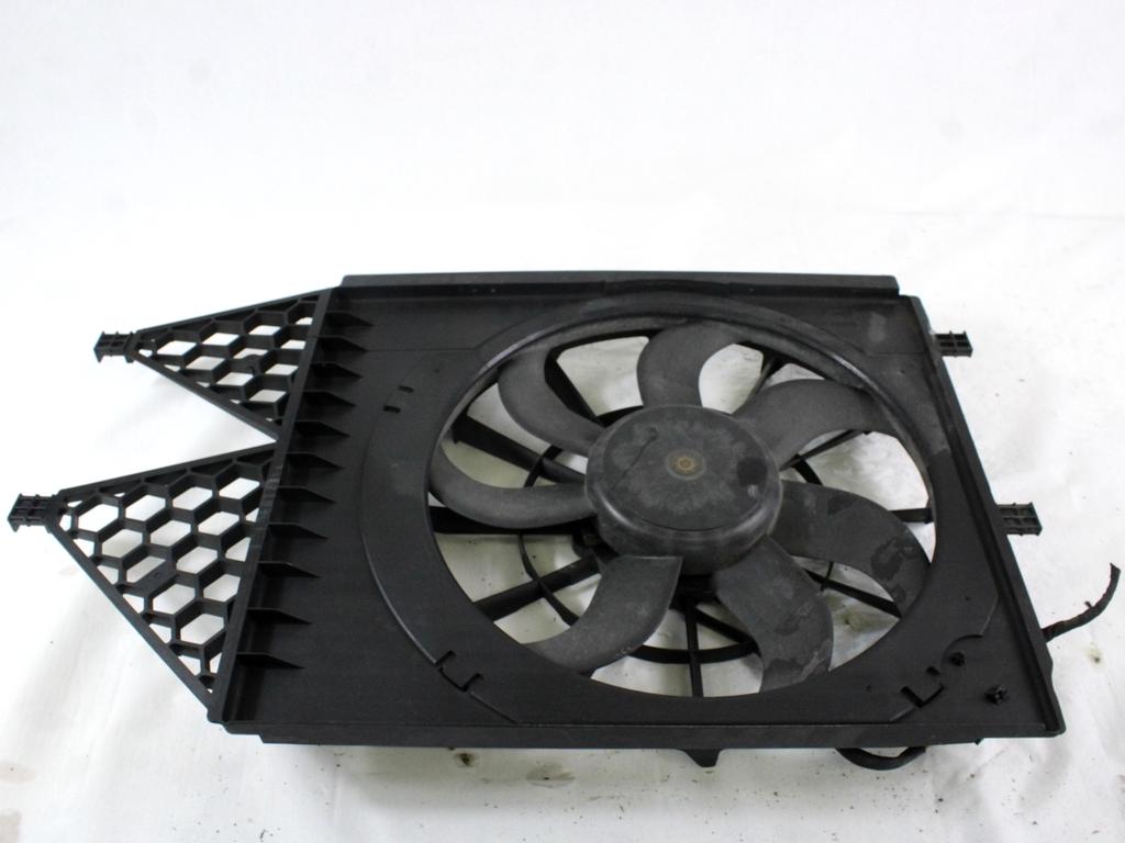 VENTILATOR HLADILNIKA OEM N. 6R0121207A ORIGINAL REZERVNI DEL VOLKSWAGEN POLO 6R1 6C1 (06/2009 - 02/2014) DIESEL LETNIK 2012