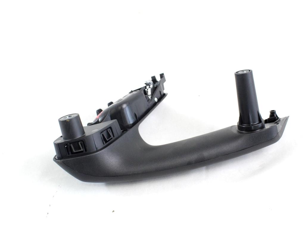 NOTRANJA KLJUKA  OEM N. 6R0867179K ORIGINAL REZERVNI DEL VOLKSWAGEN POLO 6R1 6C1 (06/2009 - 02/2014) DIESEL LETNIK 2012