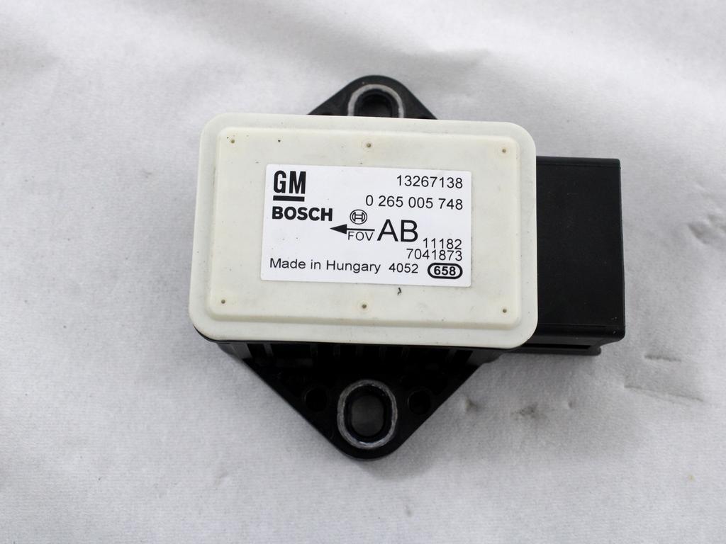 ESP OEM N. 13267138 ORIGINAL REZERVNI DEL OPEL MERIVA B S10 (2010 -2017)DIESEL LETNIK 2011