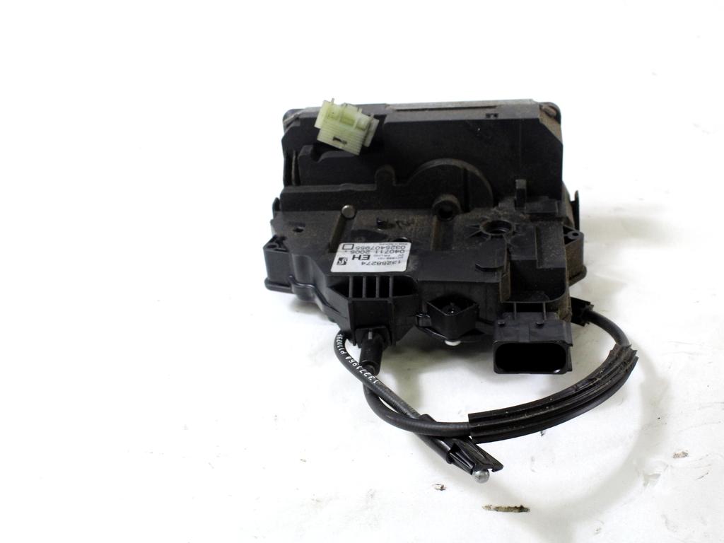 CENTRALNI ZAKLEP SPREDNJIH VRAT  OEM N. 13258274 ORIGINAL REZERVNI DEL OPEL MERIVA B S10 (2010 -2017)DIESEL LETNIK 2011