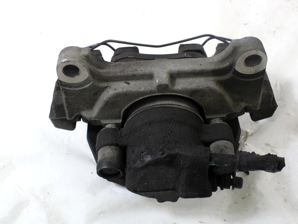 SPREDNJE DESNE ZAVORNE CELJUSTI  OEM N. 8K0615124C ORIGINAL REZERVNI DEL AUDI A4 B8 8K2 BER/SW/CABRIO (2007 - 11/2015) DIESEL LETNIK 2009