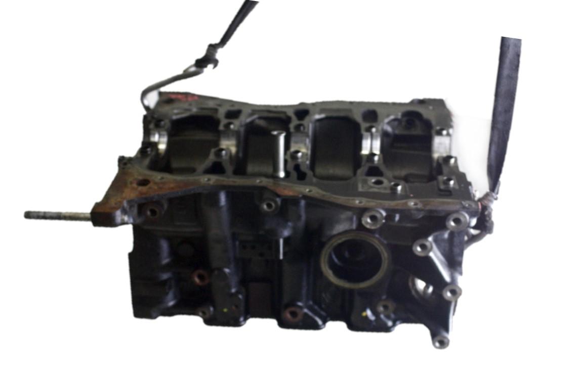 BLOK MOTORJA OEM N. 7701478825 ORIGINAL REZERVNI DEL RENAULT MEGANE MK3 BZ0/1 B3 DZ0/1 KZ0/1 BER/SPORTOUR/ESTATE (2009 - 2015) DIESEL LETNIK 2011