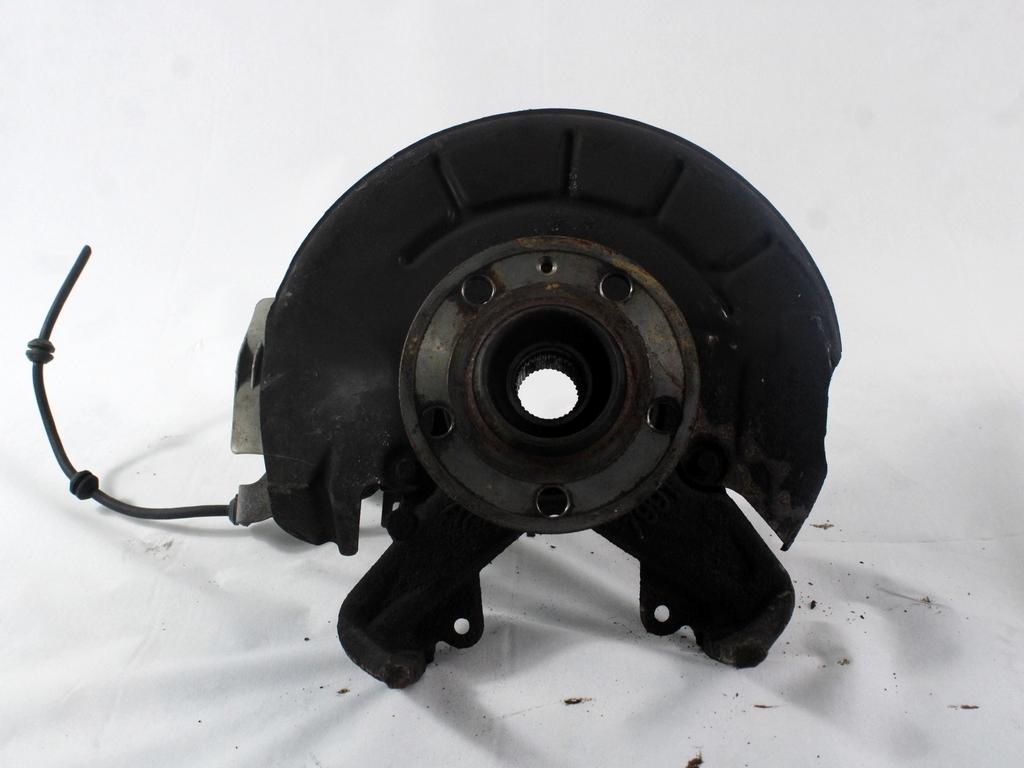 LEVI VRTLJIVI LEZAJ / PESTO KOLESA Z LEZAJEM SPREDAJ OEM N. 6Q0407255AC ORIGINAL REZERVNI DEL SEAT IBIZA 6L1 MK3 (01/2002 - 01/2006) BENZINA LETNIK 2005