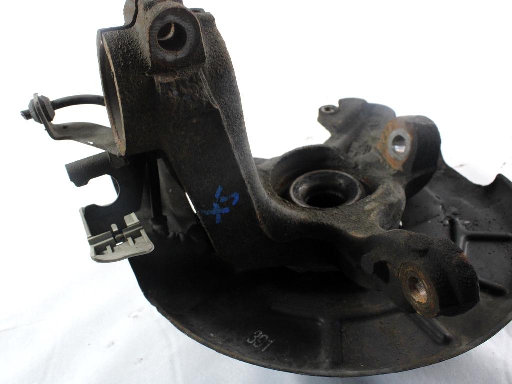 LEVI VRTLJIVI LEZAJ / PESTO KOLESA Z LEZAJEM SPREDAJ OEM N. 6Q0407255AC ORIGINAL REZERVNI DEL SEAT IBIZA 6L1 MK3 (01/2002 - 01/2006) BENZINA LETNIK 2005